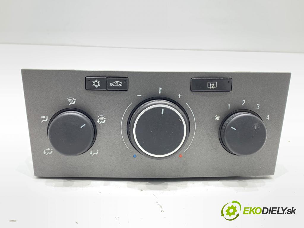 OPEL ASTRA H liftback 2006 77 kW 1.6 (L48) 1598 Panel ovládania kúrenia 13201300 (Prepínacie páčky pod volantom)