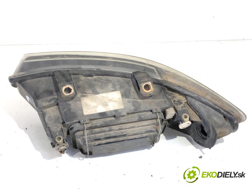 SEAT LEON I liftback 2004 81 kW 1.9 TDI 1896 Svetlomet pravy predný