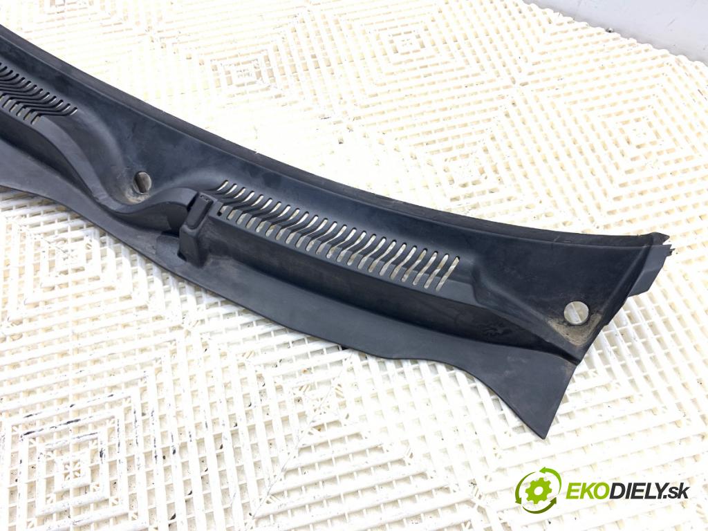 SEAT LEON I liftback 2004 81 kW 1.9 TDI 1896 Torpédo, plast pod čelné okno 1M1853185 (Torpédo (plast pod čelným sklom))