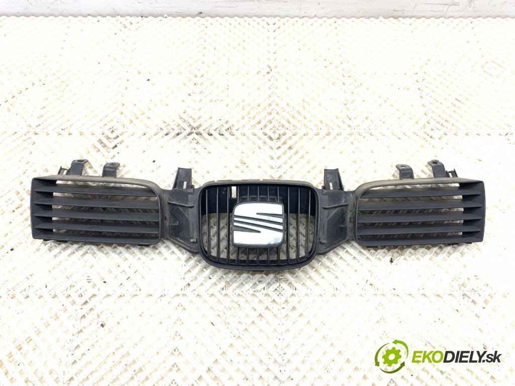 SEAT LEON I liftback 2004 81 kW 1.9 TDI 1896 mřížka maska 1M0853651F (Přední mřížka (maska chladiče))