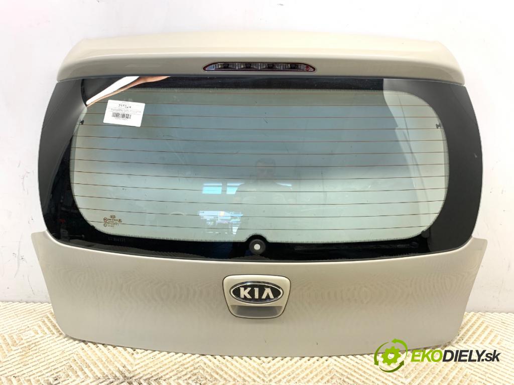 KIA PICANTO II liftback 2011 63 kW 1.2 1248 kapota zadní část M9Y