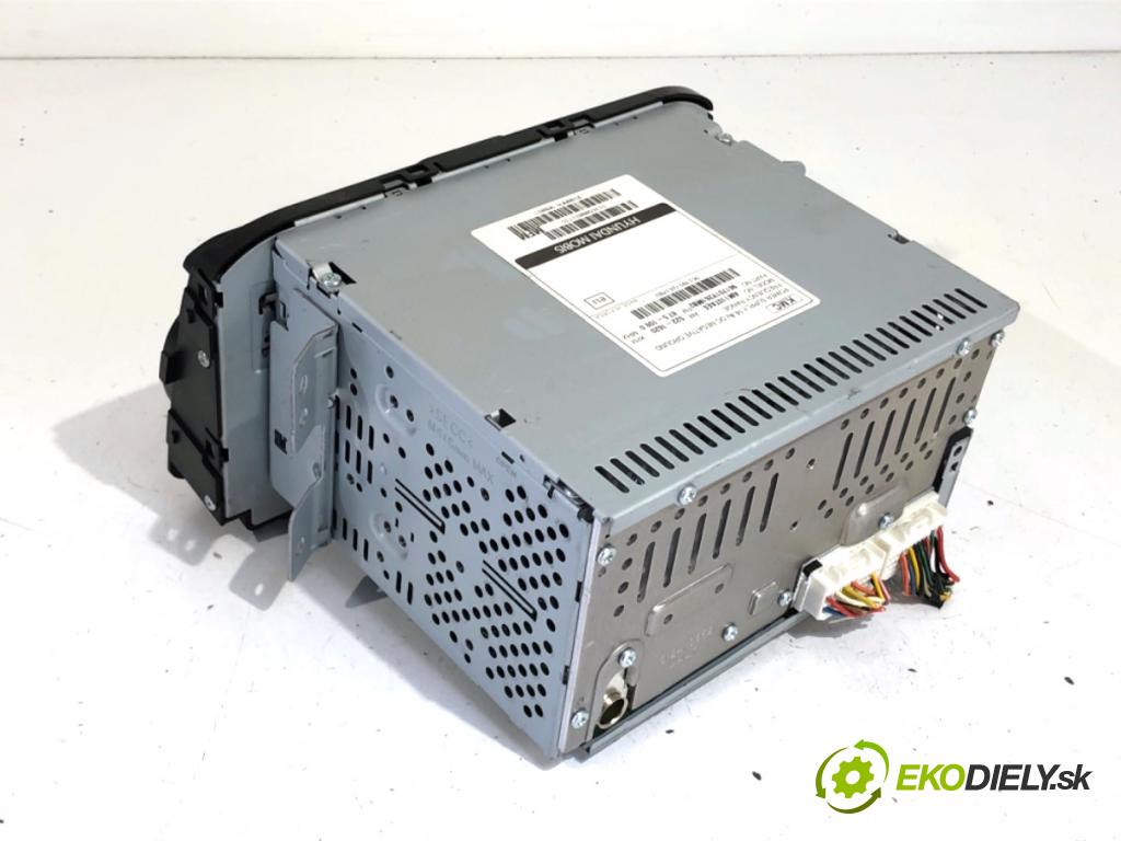 KIA PICANTO II liftback 2011 63 kW 1.2 1248 RADIO 961701Y261MB2 (Audio zariadenie)