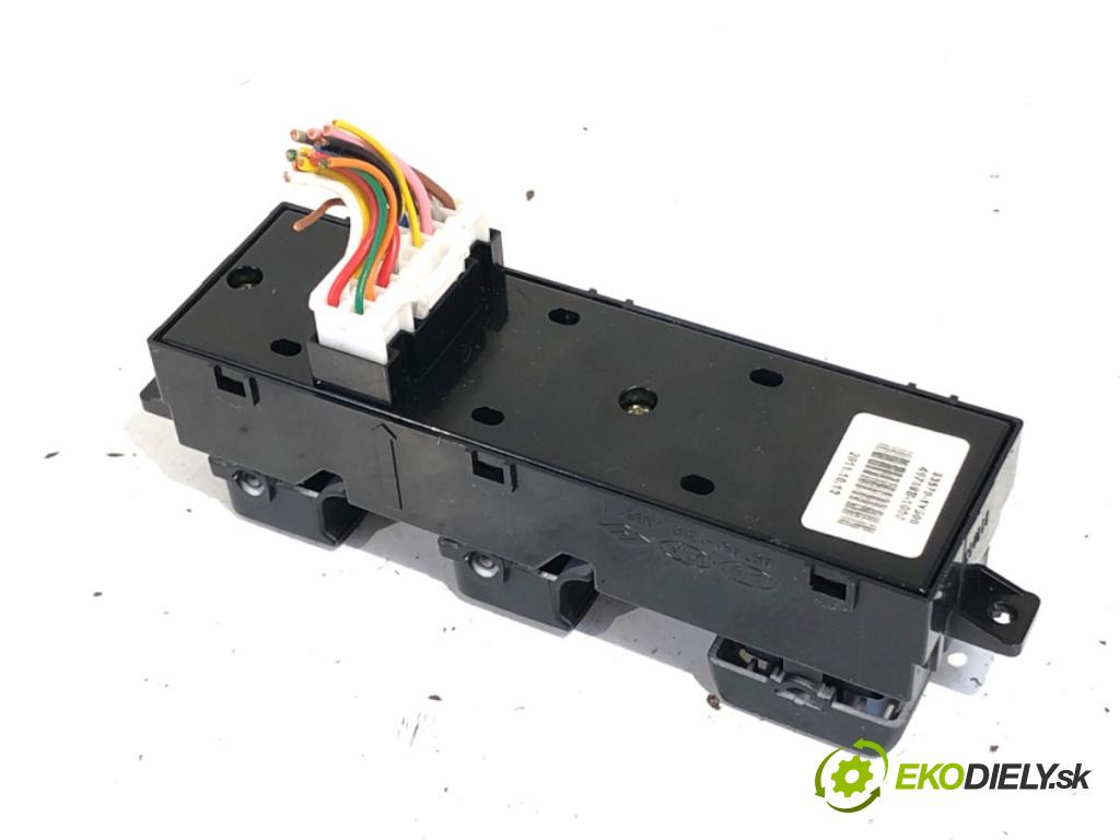 KIA PICANTO II liftback 2011 63 kW 1.2 1248 Prepínač okien 33570-1Y500 (Prepínacie páčky pod volantom)