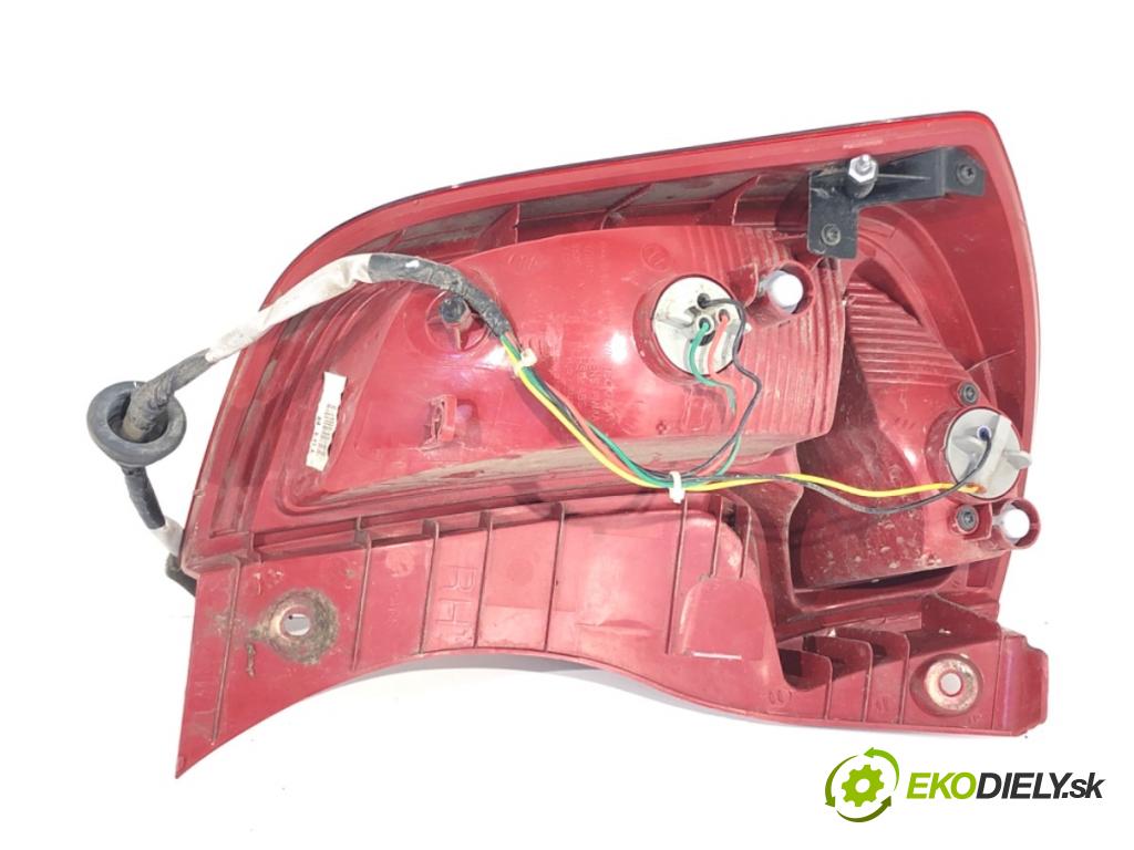 KIA PICANTO II liftback 2011 63 kW 1.2 1248 světlo pravý zadní část 92402-1Y0