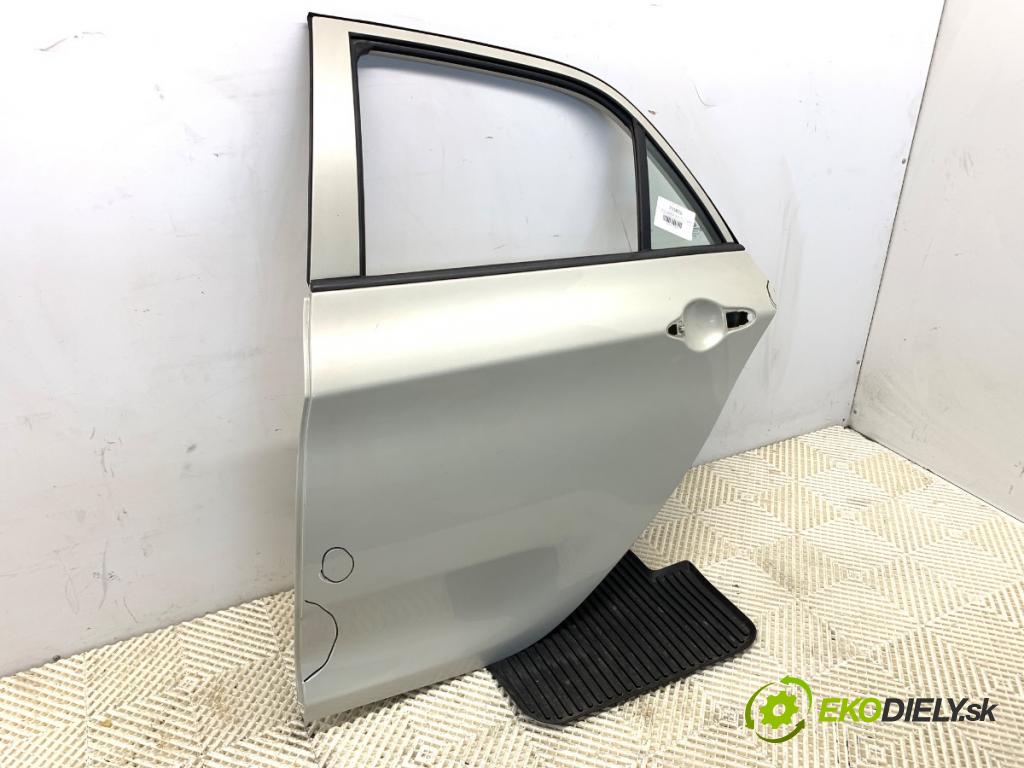 KIA PICANTO II liftback 2011 63 kW 1.2 1248 dveře levý zadní část