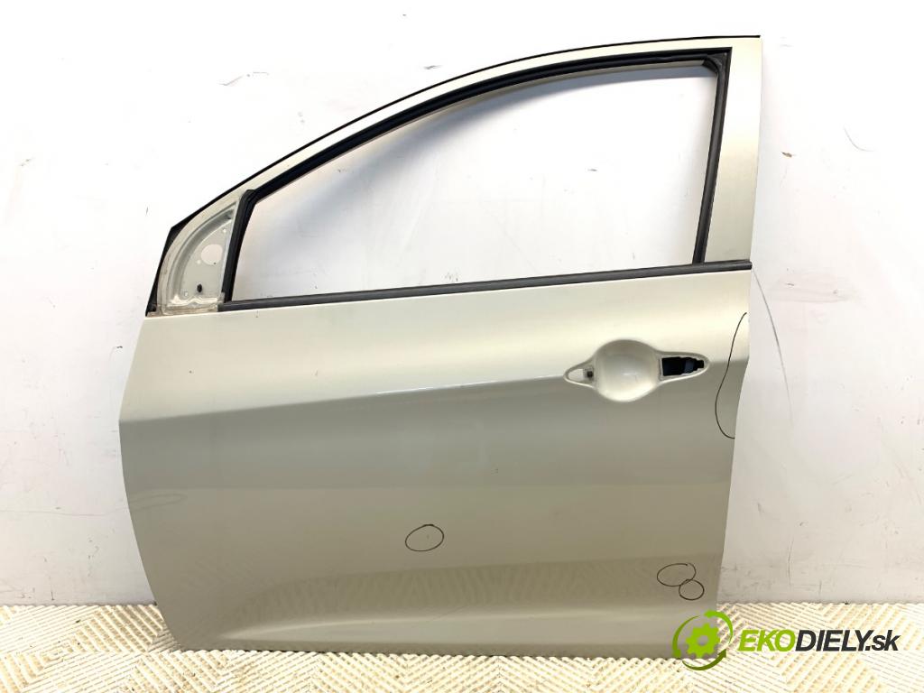 KIA PICANTO II liftback 2011 63 kW 1.2 1248 dveře levý přední část 