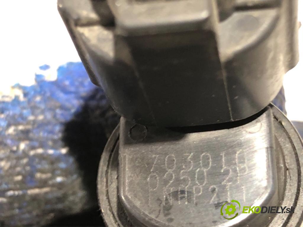 KIA PICANTO II liftback 2011 63 kW 1.2 1248 Snímač variabilný fázy 703010-0250 (Snímač)