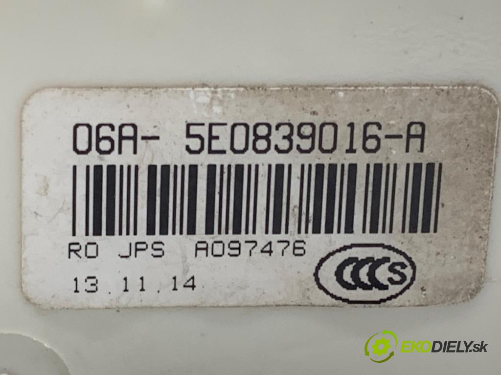 VW PASSAT B8 Kombi 2014 110 kW 2.0 TDI 1968 zámok dveře pravý zadní část 5E0839016A