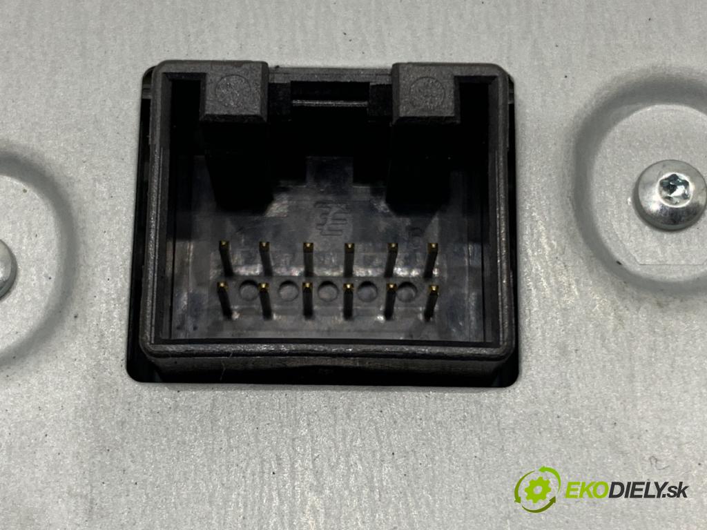 VW PASSAT B8 Kombi 2014 110 kW 2.0 TDI 1968 RADIO 3G0919605D (Audio zariadenie)