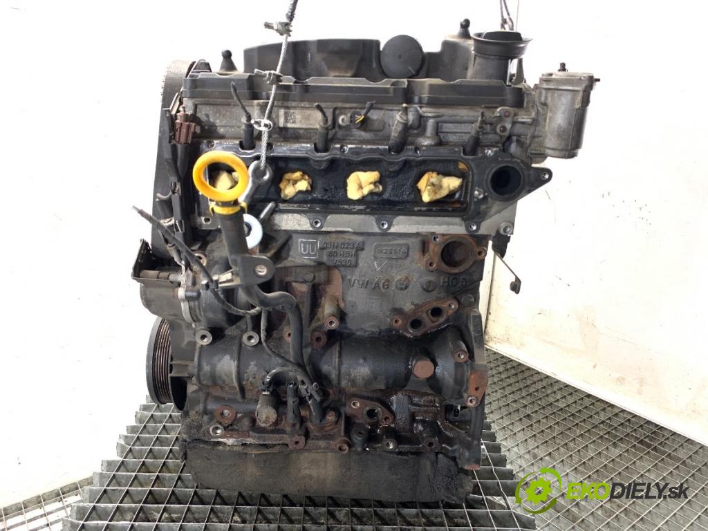 VW PASSAT B8 Kombi 2014 110 kW 2.0 TDI 1968 motor CRL CRLB (Motor)