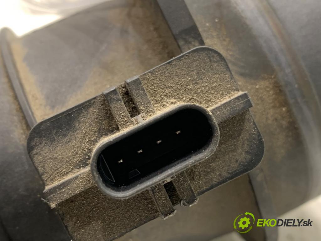 VW PASSAT B8 Kombi 2014 110 kW 2.0 TDI 1968 Váha vzduchu (Váha vzduchu)