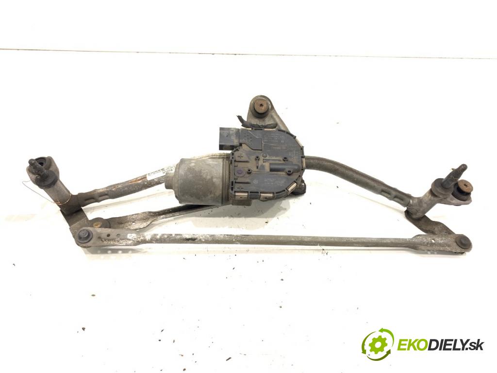 VW PASSAT B8 Kombi 2014 110 kW 2.0 TDI 1968 Mechanizmus stieračov predný 3G1955023C (Motorček stieračov predný)