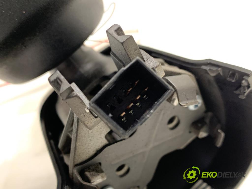 VW PASSAT B8 Kombi 2014 110 kW 2.0 TDI 1968 zpětné zrcátko vnitřní 3G0857511AF (Vnitřní zpětné zrcátko)