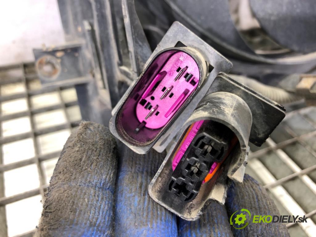 SEAT LEON I liftback 2005 77 kW 1.6 16 V 1598 ventilátor chladiče 1J0121207T (Ventilátor)