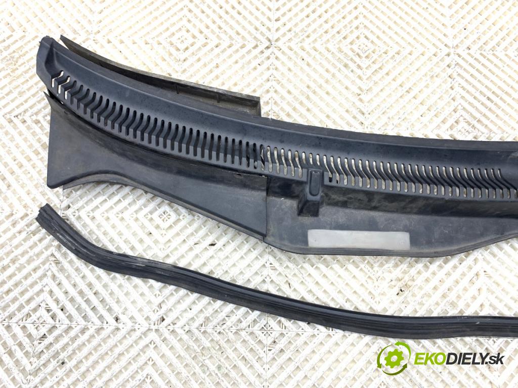 SEAT LEON I liftback 2005 77 kW 1.6 16 V 1598 Torpédo, plast pod čelné okno 1M1853185 (Torpédo (plast pod čelným sklom))