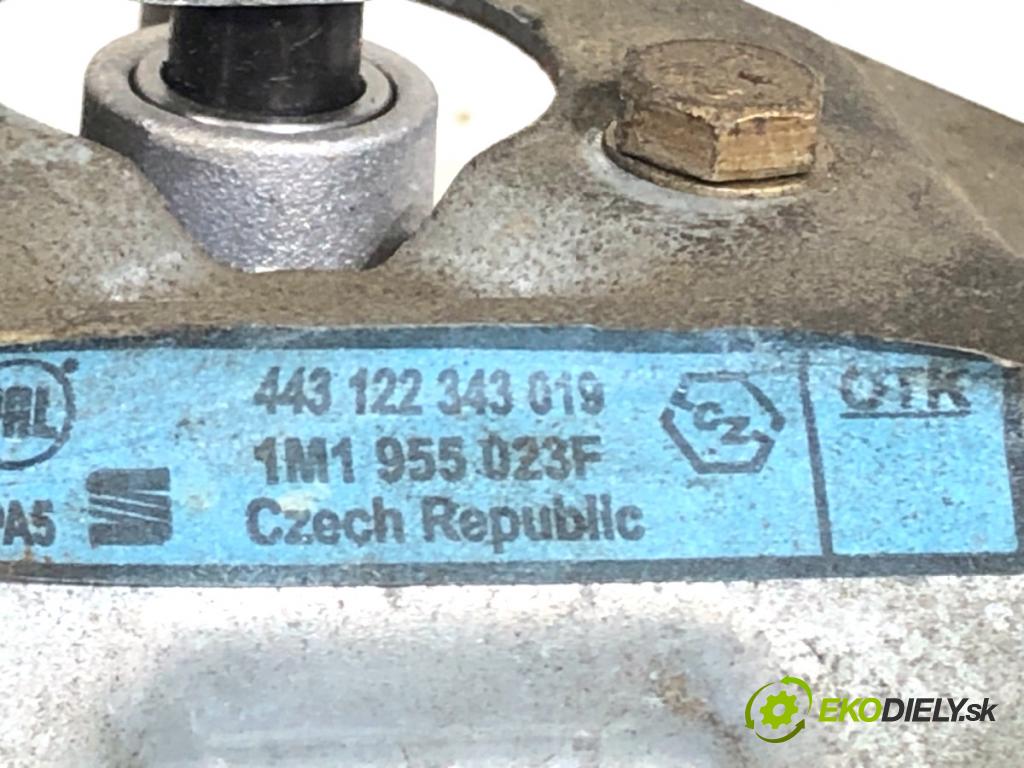 SEAT LEON I liftback 2005 77 kW 1.6 16 V 1598 Mechanizmus stieračov predný 1M1955023F (Motorček stieračov predný)