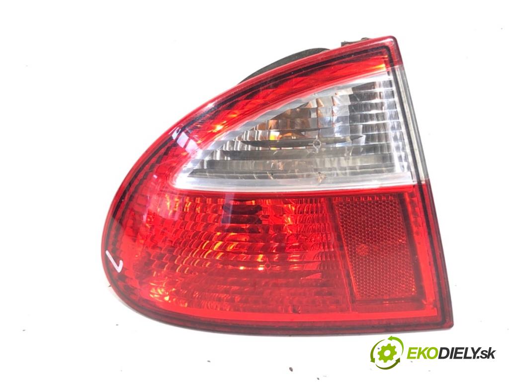 SEAT LEON I liftback 2005 77 kW 1.6 16 V 1598 světlo levý zadní část 