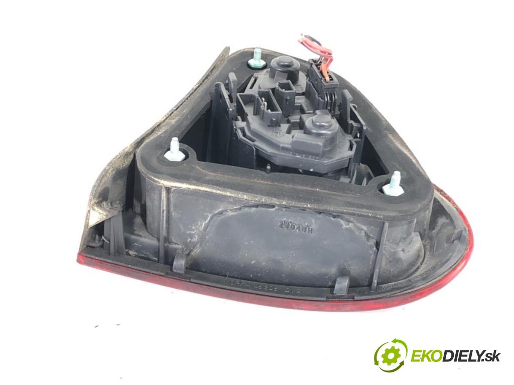 SEAT LEON I liftback 2005 77 kW 1.6 16 V 1598 světlo levý zadní část