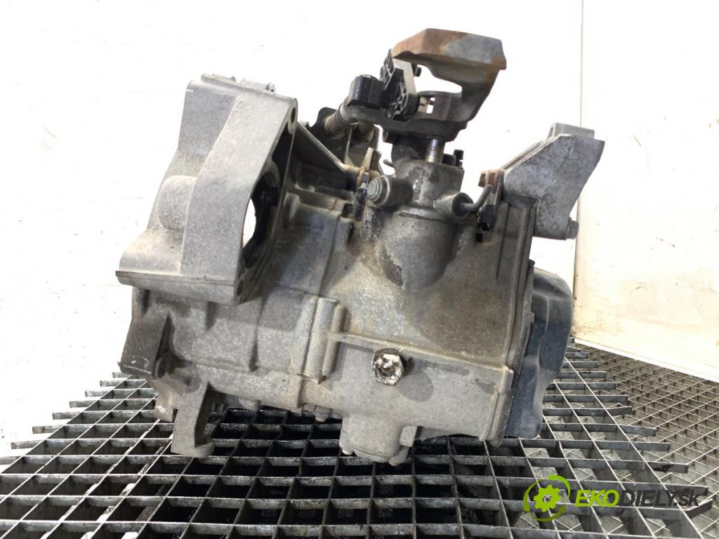 VW GOLF V liftback 2008 59 kW 1.4 16V 1390 Prevodovka JHU (Prevodovka)