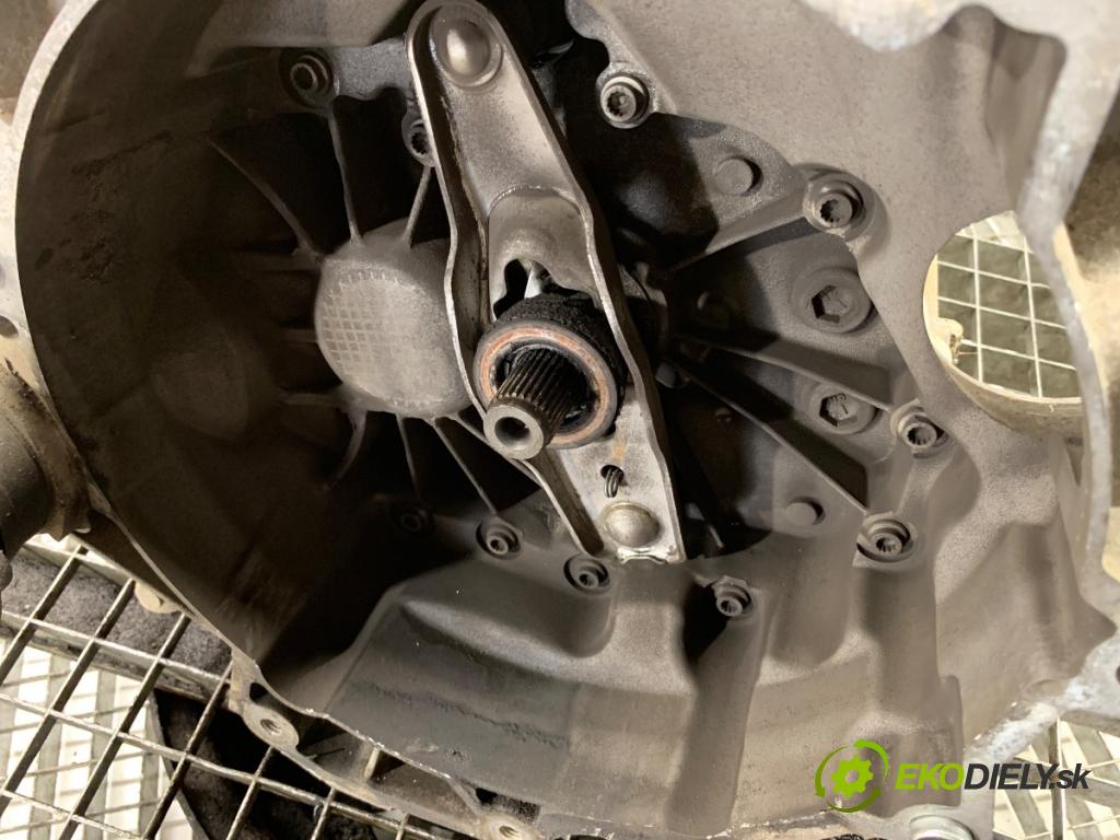 VW GOLF V liftback 2008 59 kW 1.4 16V 1390 Prevodovka JHU (Prevodovka)