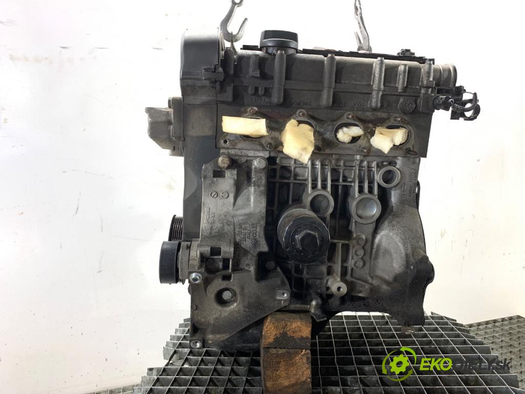 VW GOLF V liftback 2008 59 kW 1.4 16V 1390 Motor BUD (Motor)