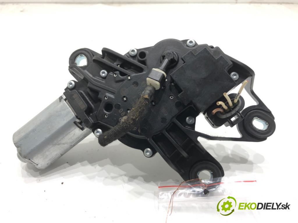 VW GOLF V liftback 2008 59 kW 1.4 16V 1390 motor stěračů zadní část 1K6955711C