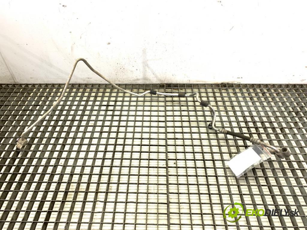 VW GOLF V liftback 2008 59 kW 1.4 16V 1390 rúrka klimatizácie 1K0820741AT (Rúrka klimatizácie)