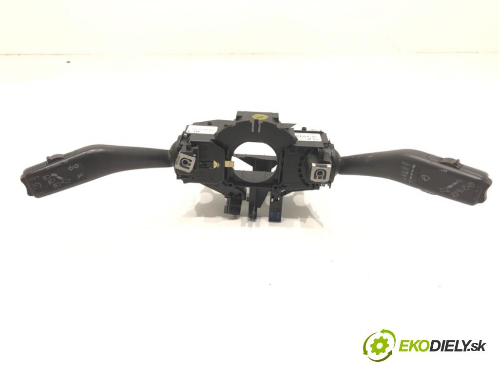 VW GOLF V liftback 2008 59 kW 1.4 16V 1390 Prepínač kombinovaný 1K0953503EP (Prepínacie páčky pod volantom)