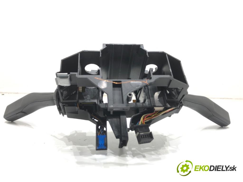 VW GOLF V liftback 2008 59 kW 1.4 16V 1390 Prepínač kombinovaný 1K0953503EP (Prepínacie páčky pod volantom)