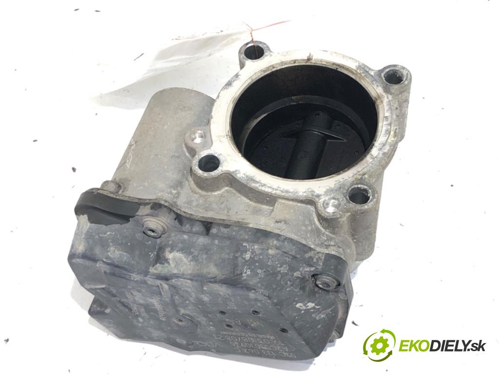 VW GOLF V liftback 2008 59 kW 1.4 16V 1390 Škrtiaca klapka 03C133062C (Škrtiaca klapka)