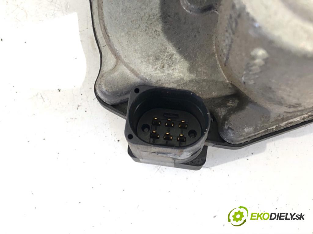 VW GOLF V liftback 2008 59 kW 1.4 16V 1390 Škrtiaca klapka 03C133062C (Škrtiaca klapka)