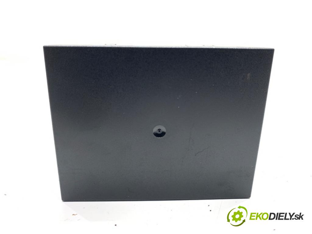 VW GOLF V liftback 2008 59 kW 1.4 16V 1390 modul komfortu 1K0959433AJ (Komfortní modul)