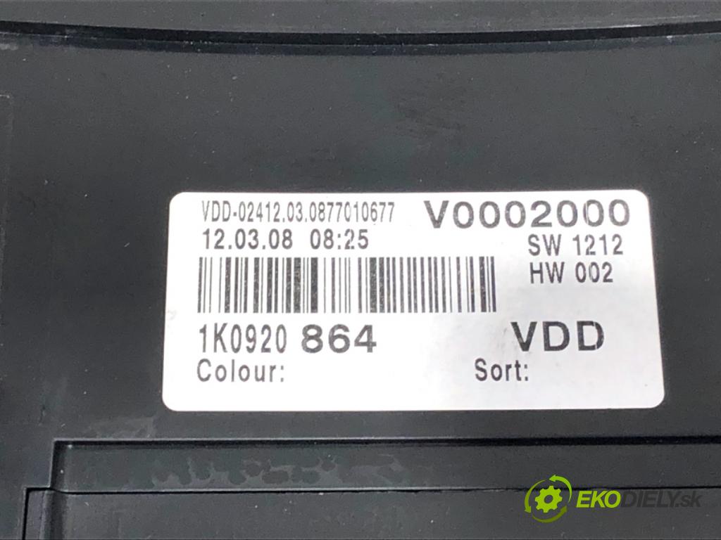 VW GOLF V liftback 2008 59 kW 1.4 16V 1390 Prístrojovka 1K0920864 (Prístrojová doska)