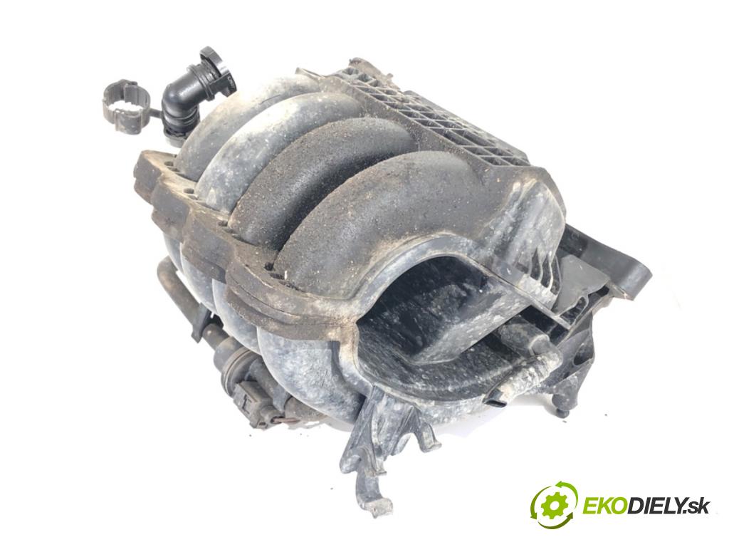 VW GOLF V liftback 2008 59 kW 1.4 16V 1390 potrubí sání 036129709GT (Sací potrubí)