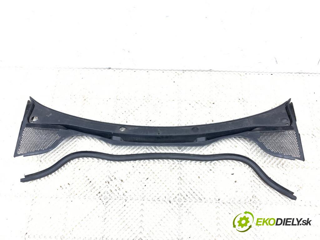 VW POLO V liftback 2013 63 kW 1.4 (6R1) 1390 Torpédo, plast pod čelné okno 6R1819415C (Torpédo (plast pod čelným sklom))