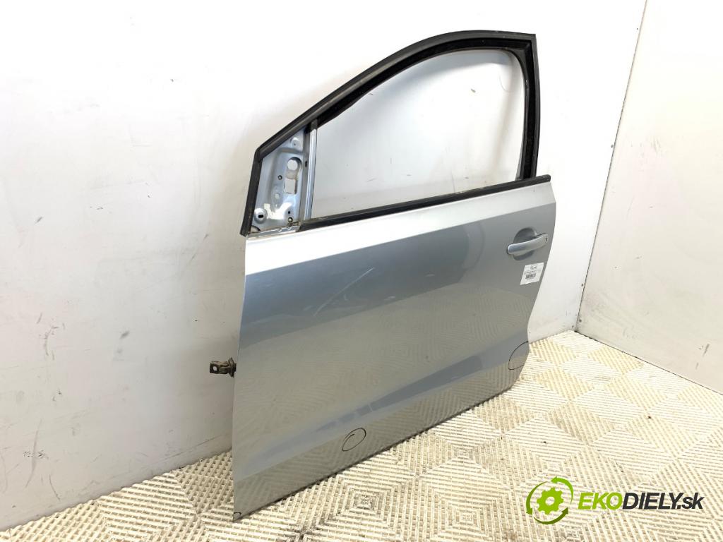 VW POLO V liftback 2013 63 kW 1.4 (6R1) 1390 dveře levý přední část LA7W