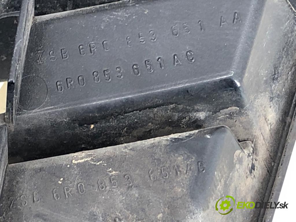 VW POLO V liftback 2013 63 kW 1.4 (6R1) 1390 mřížka maska 6R0853651T (Přední mřížka (maska chladiče))