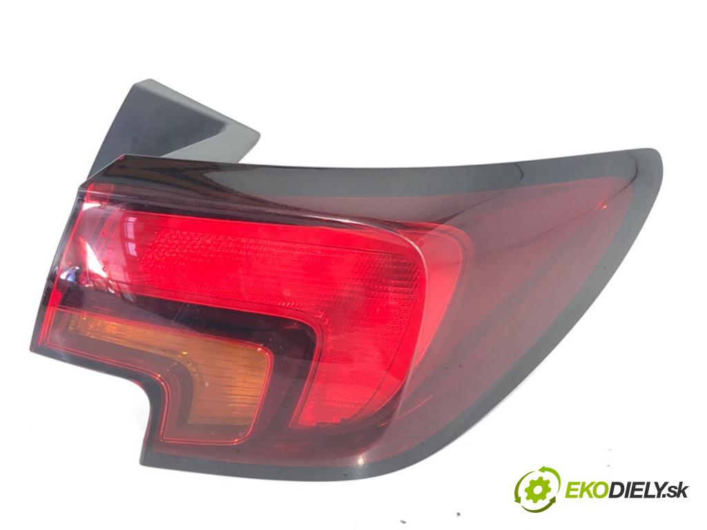 OPEL ASTRA K liftback 2019 81 kW 1.6 CDTi (68) 1598 světlo pravý zadní část 39099015