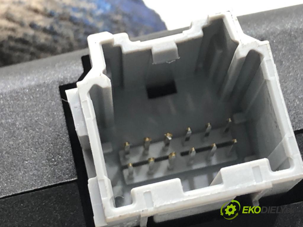 OPEL ASTRA K liftback 2019 81 kW 1.6 CDTi (68) 1598 Modul Riadiaca jednotka navigácie 84513029 (Riadiaca jednotka ostatné)