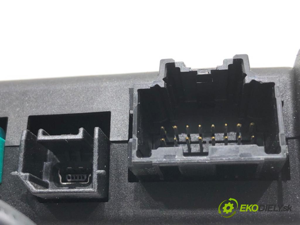 OPEL ASTRA K liftback 2019 81 kW 1.6 CDTi (68) 1598 Modul Riadiaca jednotka navigácie 84513029 (Riadiaca jednotka ostatné)