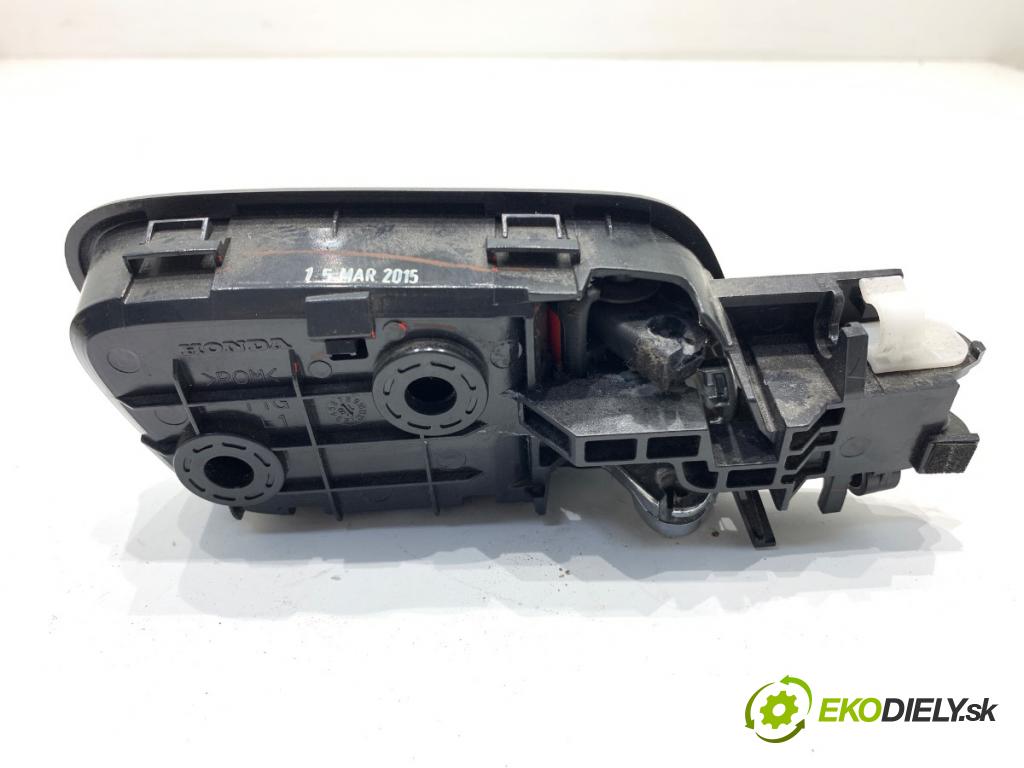 HONDA CR-V IV SUV 2015 118 kW 1.6 i-DTEC 4WD (RE6) 1597 klika vnitřní levý přední část