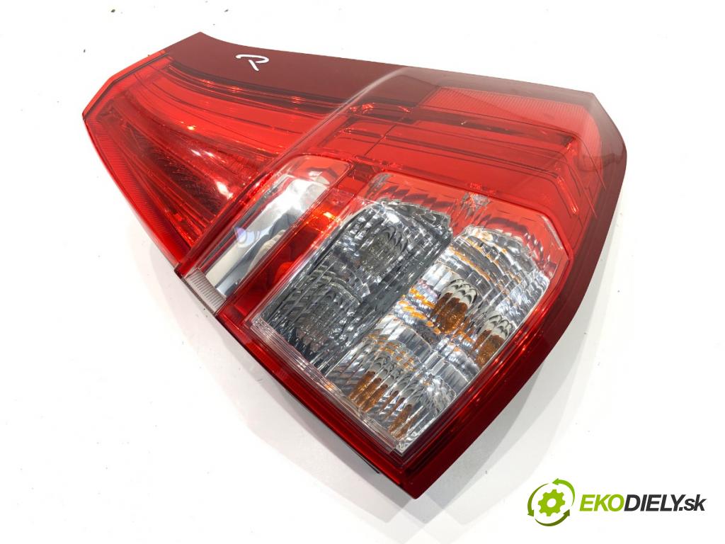 HONDA CR-V IV SUV 2015 118 kW 1.6 i-DTEC 4WD (RE6) 1597 světlo pravý zadní část