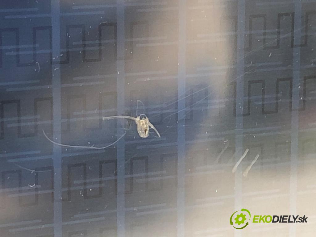 HONDA CR-V IV SUV 2015 118 kW 1.6 i-DTEC 4WD (RE6) 1597 RADIO 39100-T1V-G61-M1 (Audio zariadenie)