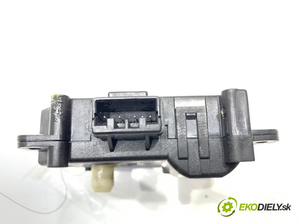 HONDA CR-V IV SUV 2015 118 kW 1.6 i-DTEC 4WD (RE6) 1597 motor topení MF113800-3450