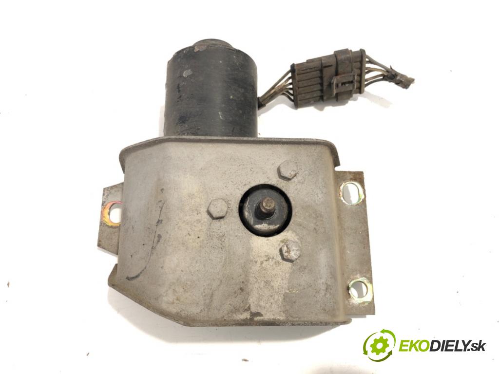 DAEWOO LUBLIN II Platforma / podwozie 1998 52 kW 2.4 D (3352) 2417 motor stěračů přední část 