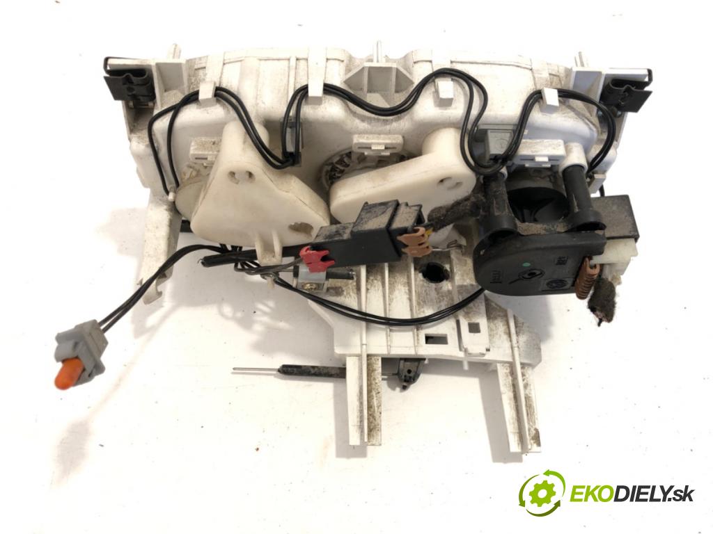 PEUGEOT BOXER I Autobus 2002 62 kW 2.0 HDi 1997 Panel ovládania kúrenia  (Prepínacie páčky pod volantom)