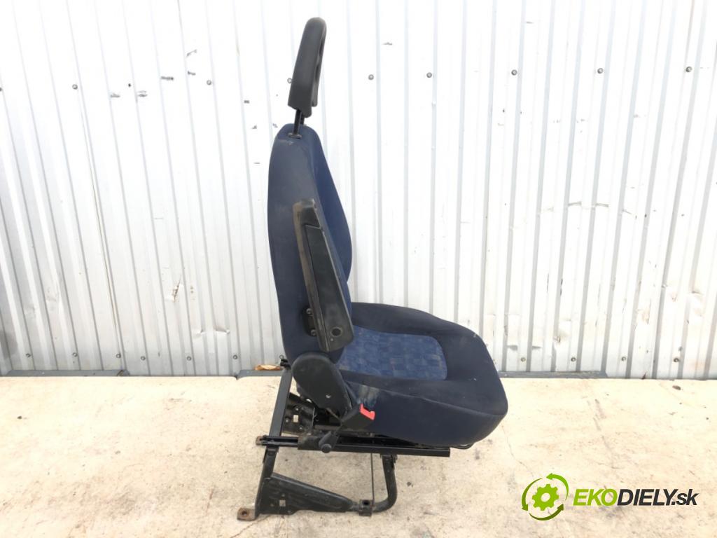 PEUGEOT BOXER I Autobus 2002 62 kW 2.0 HDi 1997 Sedadlo ľavy predný