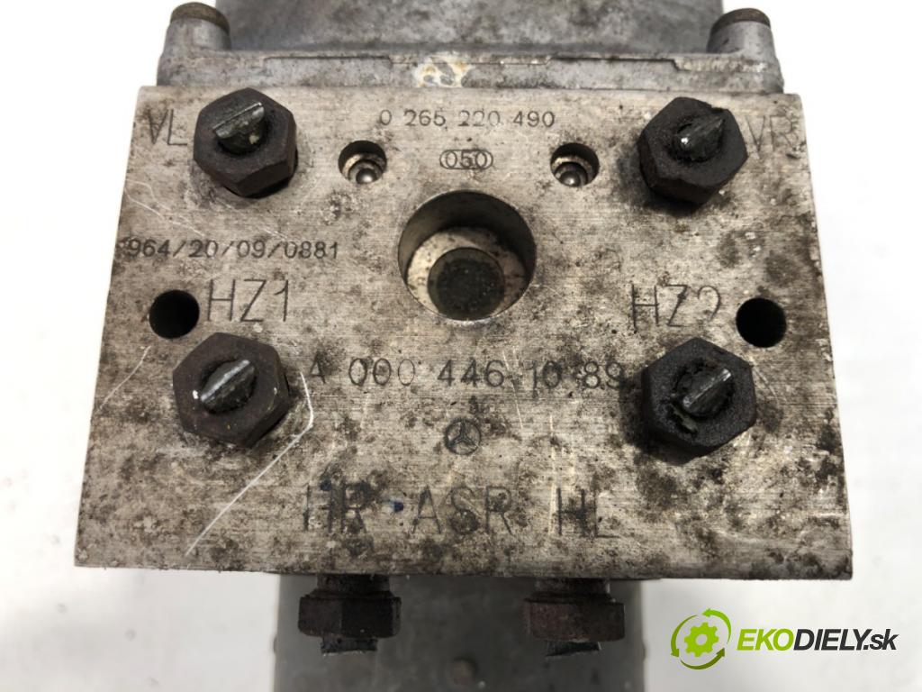 MERCEDES-BENZ W638 Autobus 1999 75 kW 110 CDI 2.2 (638.194) 2148 Pumpa ABS 0265220490 (Pumpa ABS)