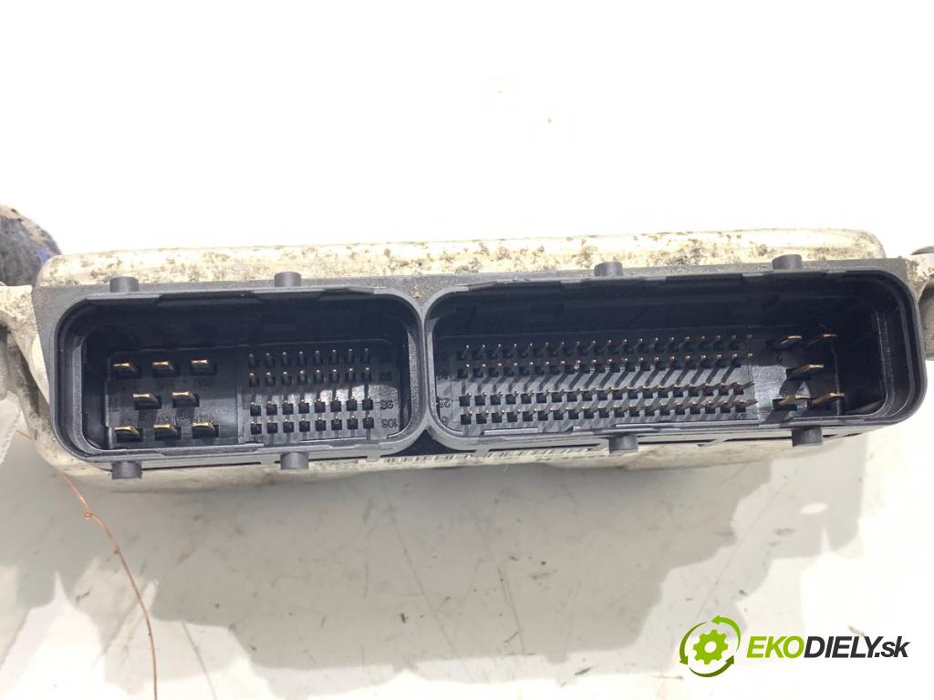 PEUGEOT 107 liftback 2006 50 kW 1.0 998 riadiaca jednotka Motor 89661-0H022 0261208702 (Riadiaca jednotka)