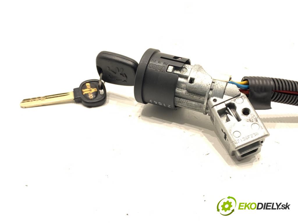 PEUGEOT 107 liftback 2006 50 kW 1.0 998 spinačka  (Spínacia skrinka)